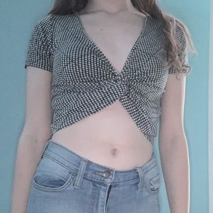 forever 21 crop top black+white checkered pattern